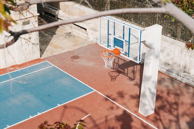 Guide d'achat : Évitez les erreurs de vêtements de basketball